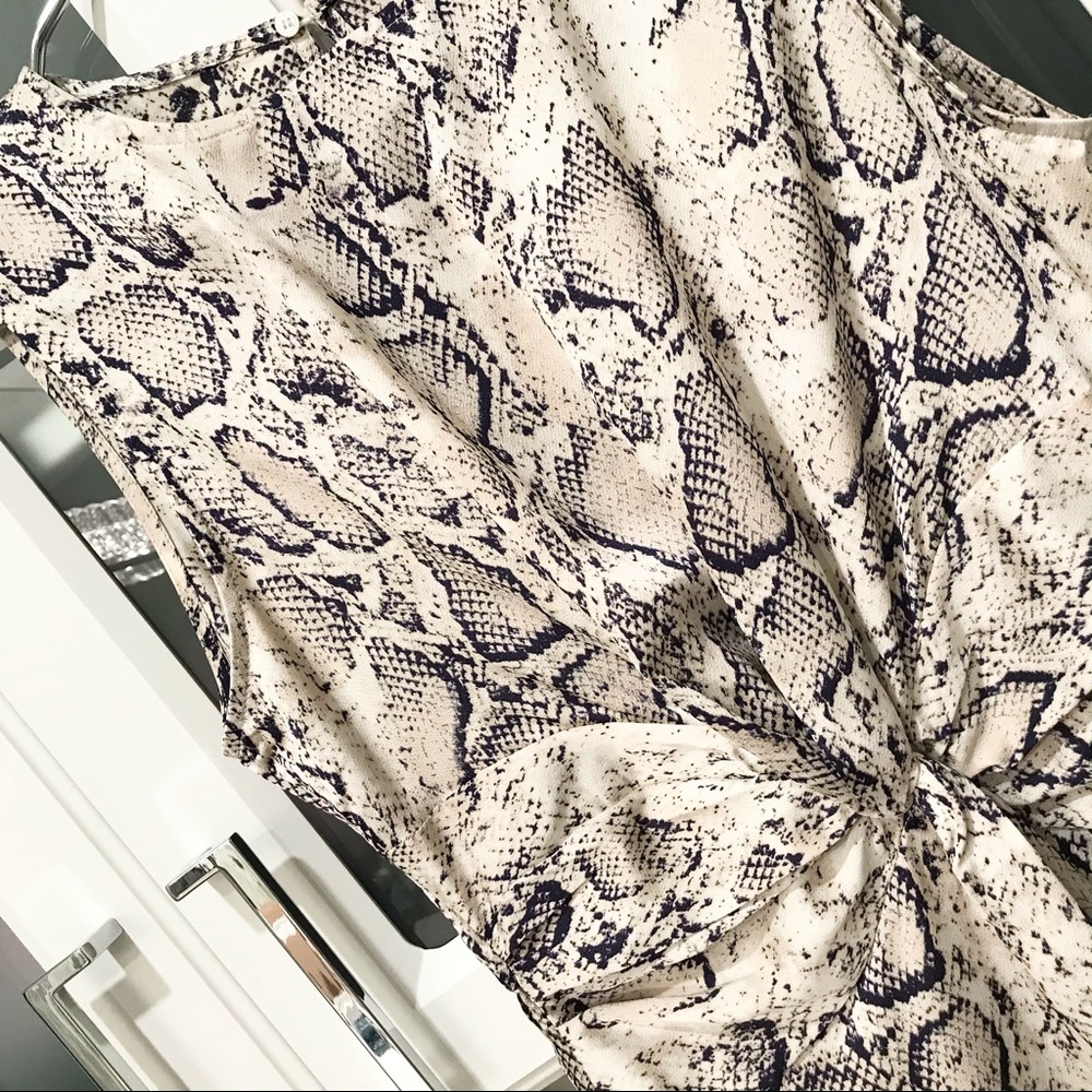 Sleeveless Twisted Snake Printed Dress - NWTags - Picture 4 of 12